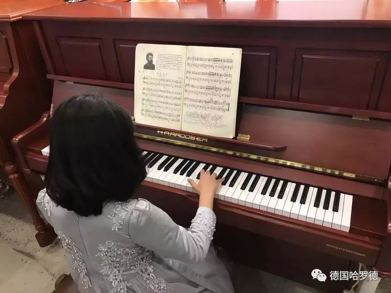怎样提高钢琴视奏能力？